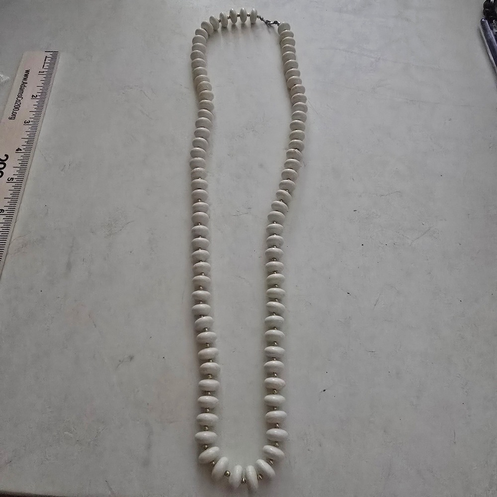 Vintage Off White‎ Saucer Bead Necklace Gold Tone Spacers 24 Inch Strand Clasp